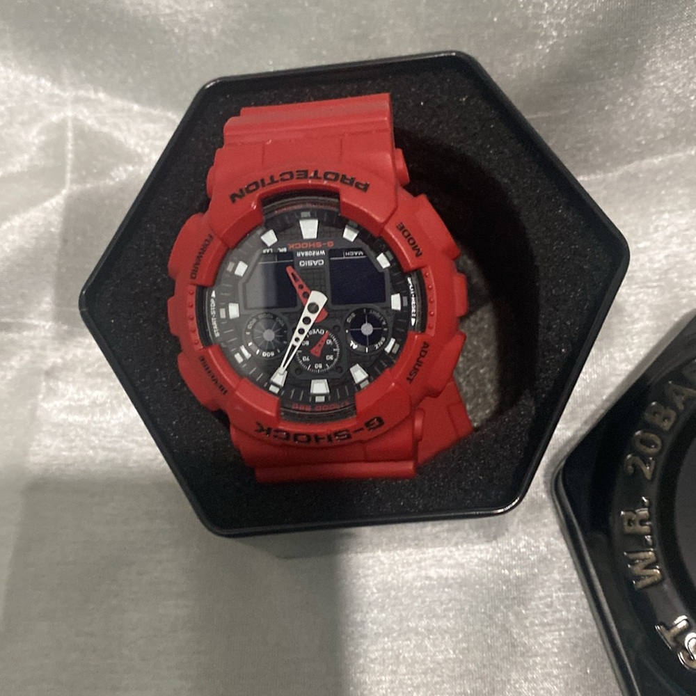 Men’s watch - Picture 2 of 3
